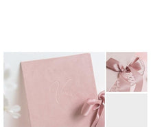 Load image into Gallery viewer, Vows Card for Bride and Groom 2 pcs
