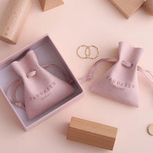 Load image into Gallery viewer, Custom Jewelry Microfiber Pouch with debossed print 100 pcs