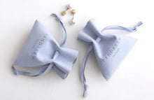 Load image into Gallery viewer, Custom Jewelry Microfiber Pouch with debossed print 100 pcs