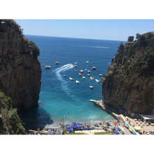 Load image into Gallery viewer, Amalfi Coast - Positano Boat Tour
