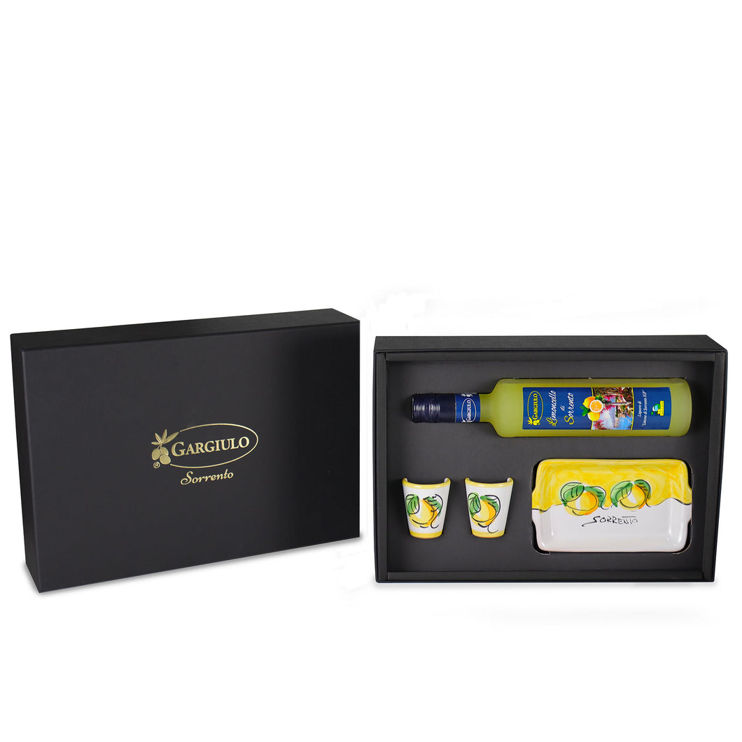 Sorrento Limoncello gift box with two Ceramic Classes and Tray